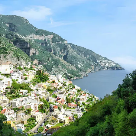 Διαμέρισμα Charming With Sea View In - 35 Sqm + Terrace