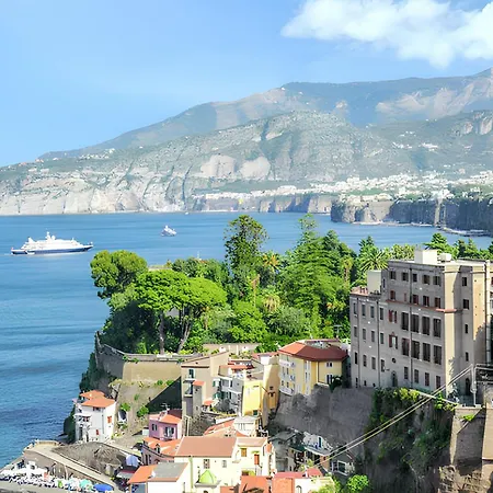 Charming With Sea View In - 35 Sqm + Terrace