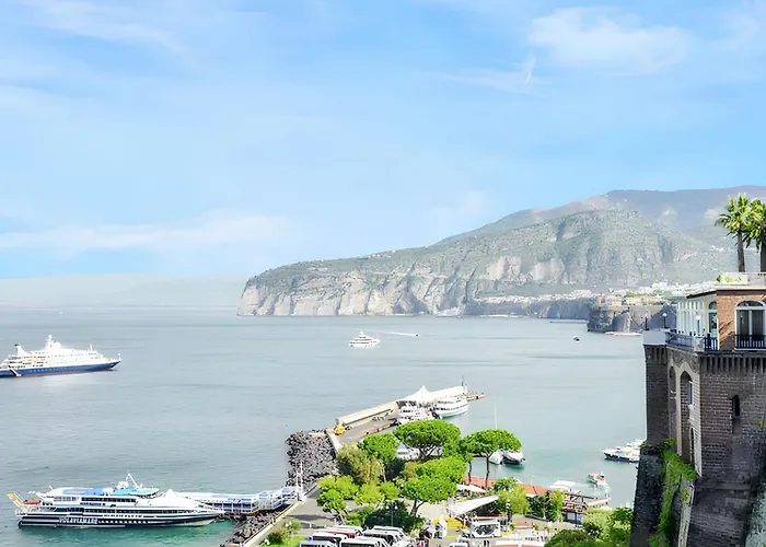 Charming With Sea View In - 35 Sqm + Terrace 아파트 소렌토